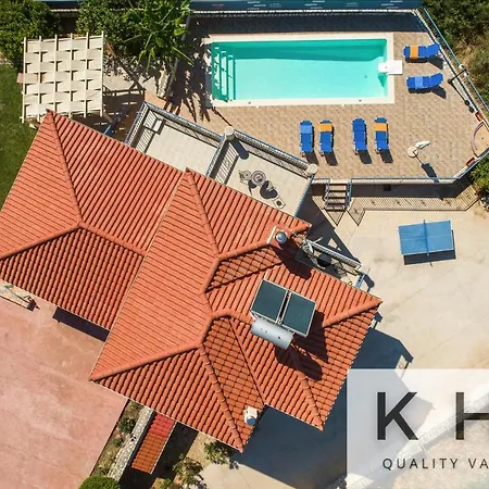 Xenia In Village, Private Pool, Barbecue, View! فيلة Karavádhos