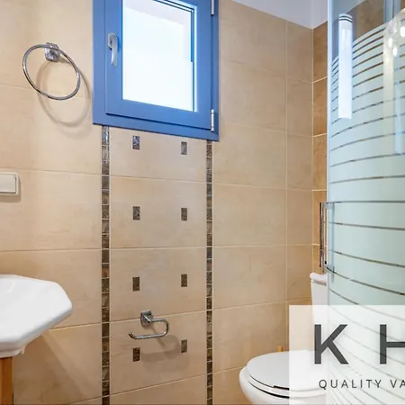 Villa Aneiac Karavádhos