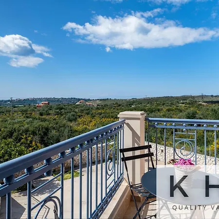 Вилла Aneiac Каравадос